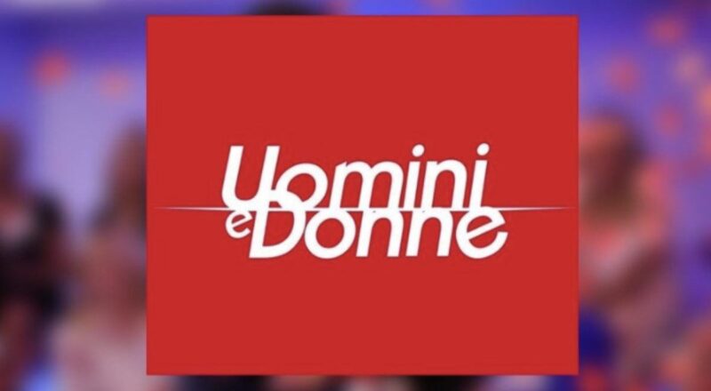 La coppia, ormai un simbolo imprescindibile del programma ideato e condotto da Maria De Filippi, continua a esercitare un ruolo chiave nella longevità