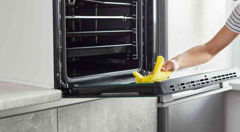 pulizia efficace forno